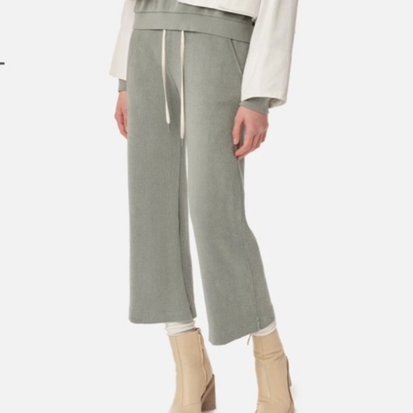 John Elliot Corduroy Cropped Sweatpants - Picture 2 of 8